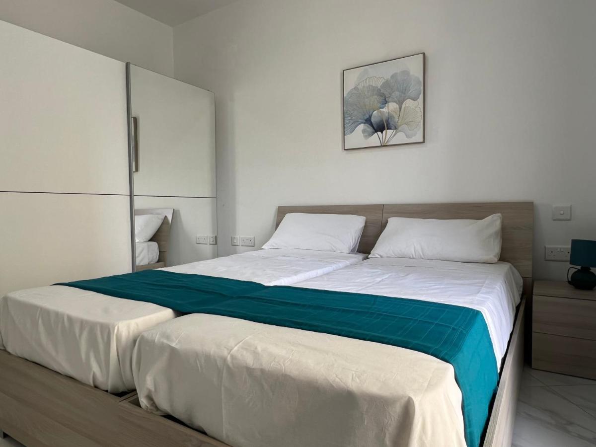 Condo With Patio Overlooking Piazza Gzira Εξωτερικό φωτογραφία