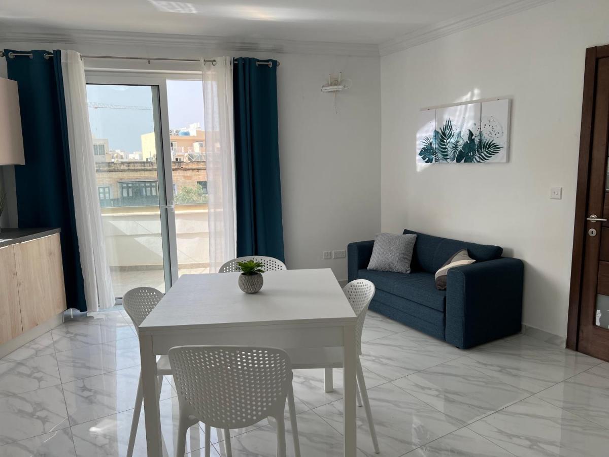 Condo With Patio Overlooking Piazza Gzira Εξωτερικό φωτογραφία